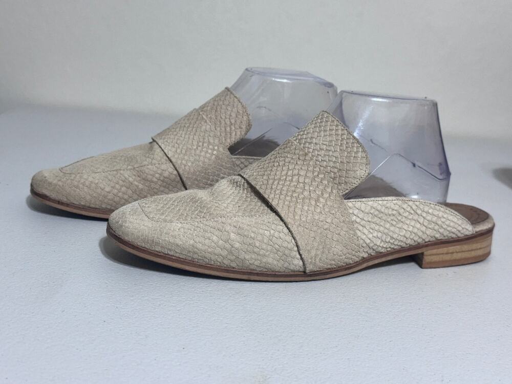Free People At Ease Loafer mules US 10.5 Beige Womens leather Slip On Embossed